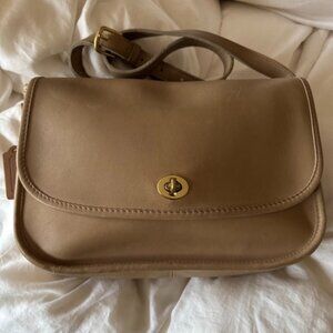 Auth Vintage Coach 9790 City Putty Leather Crossbody Shoulder Bag